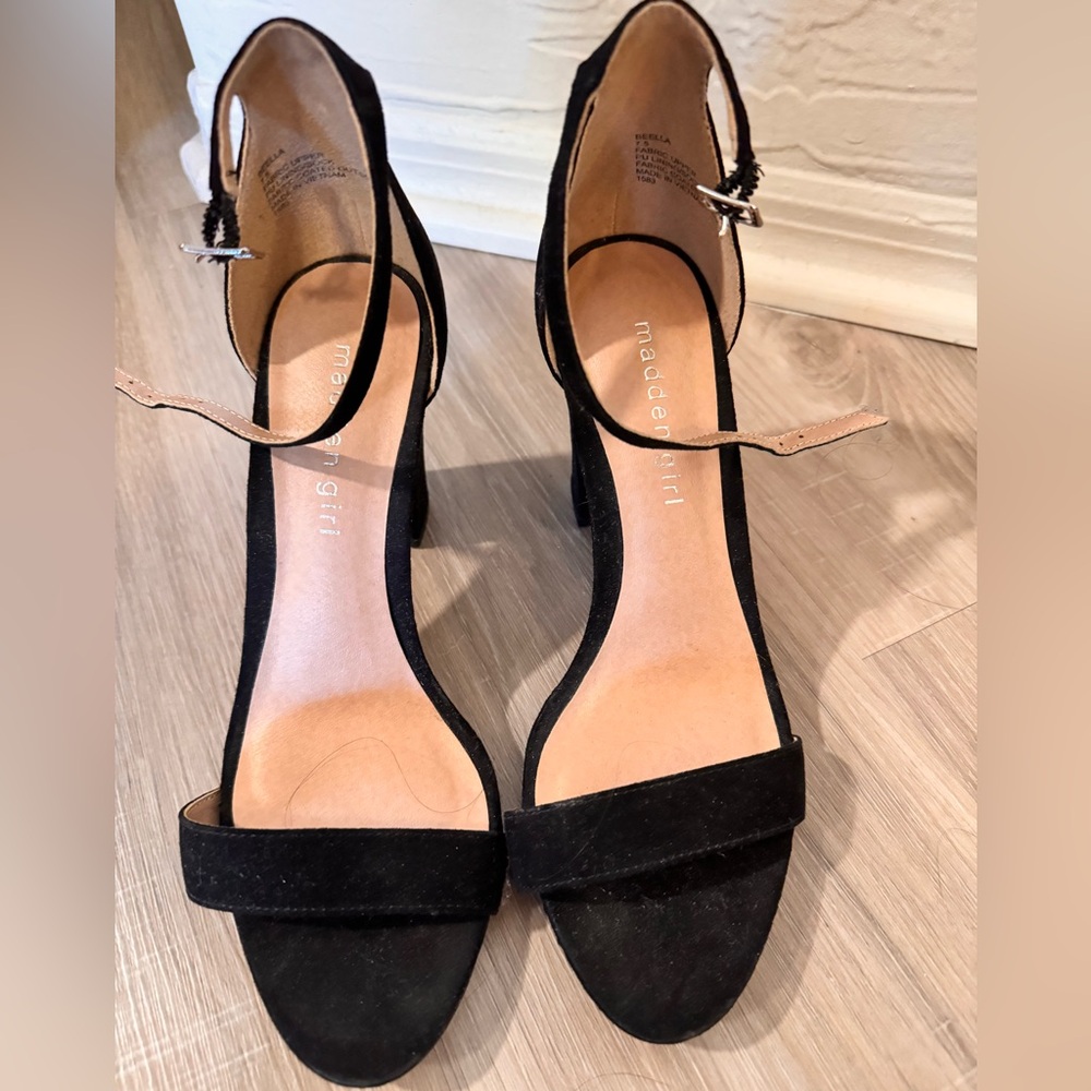 Madden Girl Black Elegant Heels